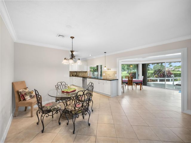 133 Clubhouse Boulevard, Atlantis, FL 33462