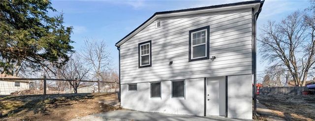 1128 Quincy Street, Leavenworth, KS 66048