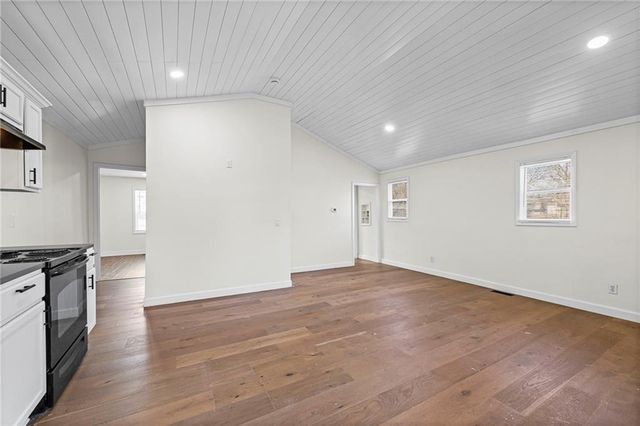 1128 Quincy Street, Leavenworth, KS 66048