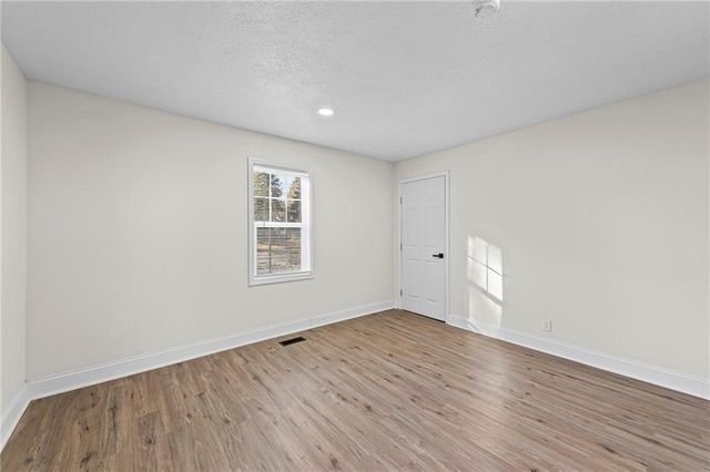 1128 Quincy Street, Leavenworth, KS 66048