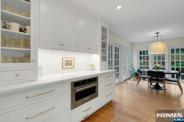 39 Wyncote Road, Ho-ho-kus, NJ 07423