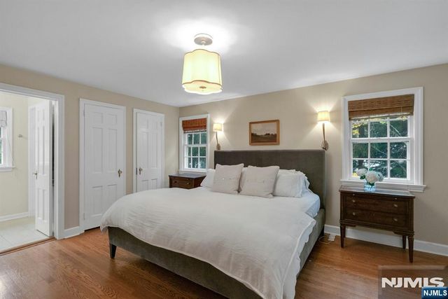 39 Wyncote Road, Ho-ho-kus, NJ 07423