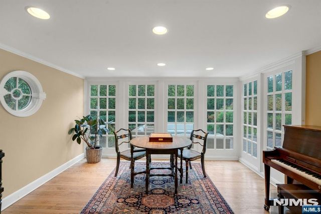 39 Wyncote Road, Ho-ho-kus, NJ 07423