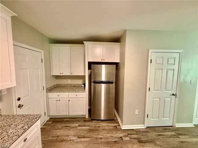 2023 Holladay ST, Portsmouth, VA 23704