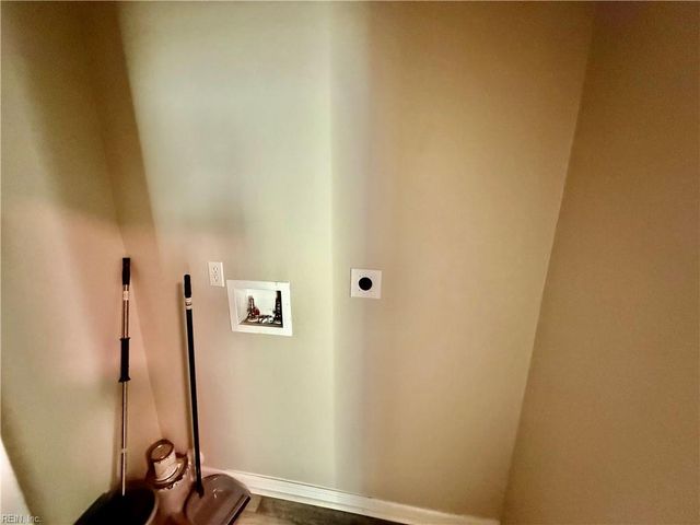 2023 Holladay ST, Portsmouth, VA 23704