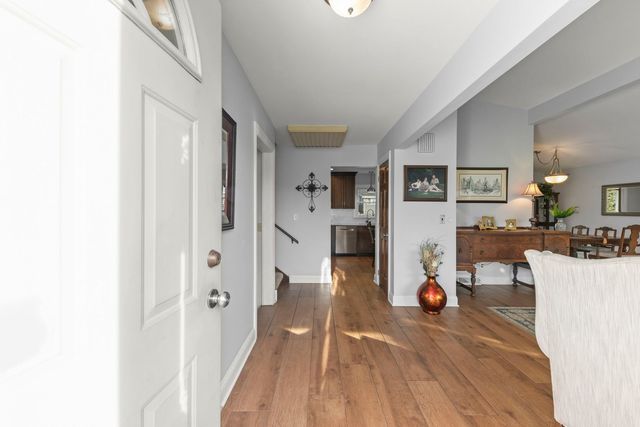 121 Kimber Drive, New Lenox, IL 60451