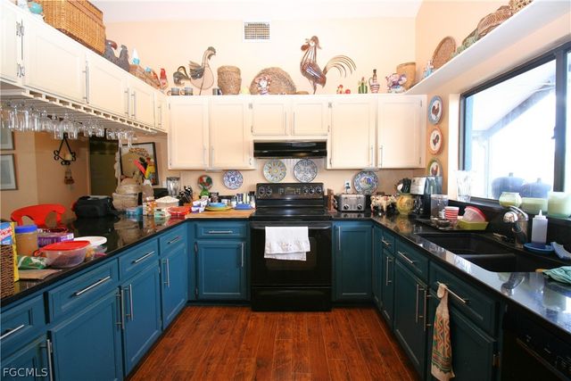 1309 SW 18th ST, Cape Coral, FL 33991