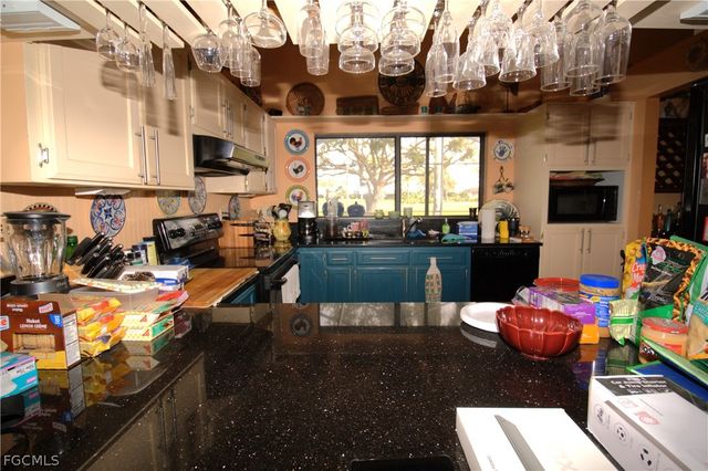 1309 SW 18th ST, Cape Coral, FL 33991