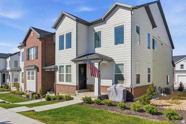 1039 N WAYNE DR, Saratoga Springs, UT 84045