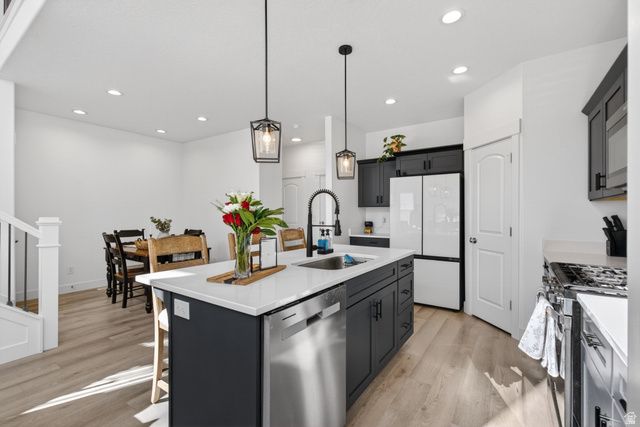 1039 N WAYNE DR, Saratoga Springs, UT 84045