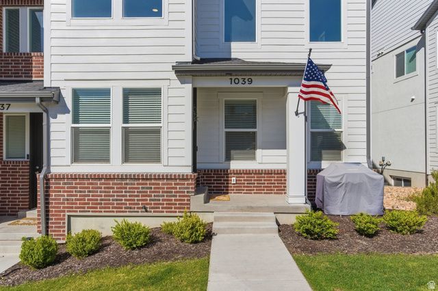 1039 N WAYNE DR, Saratoga Springs, UT 84045