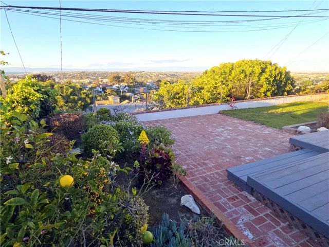 341 Avenida Atezada, Redondo Beach, CA 90277