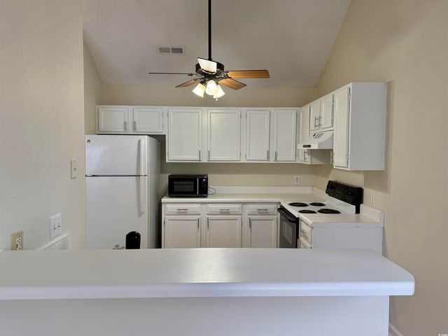 911 Charles St., North Myrtle Beach, SC 29582