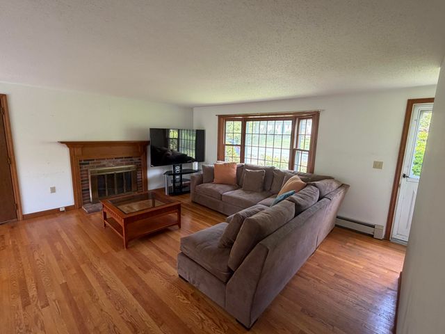164 Eileen Street, Yarmouth Port, MA 02675