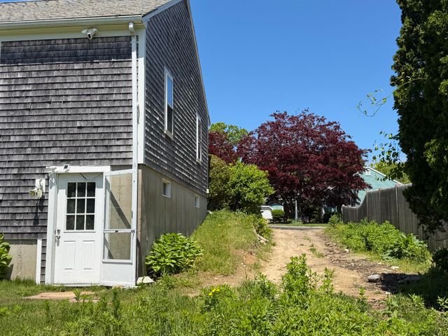 164 Eileen Street, Yarmouth Port, MA 02675
