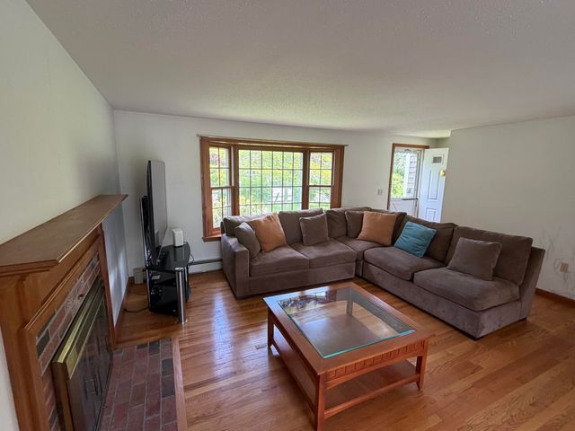 164 Eileen Street, Yarmouth Port, MA 02675