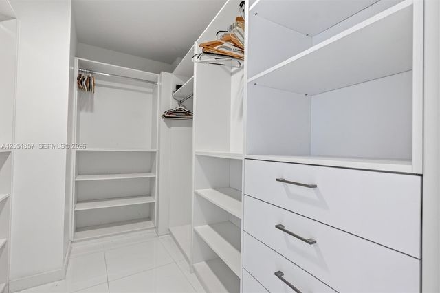 851 NE 1st Avenue 3611, Miami, FL 33132