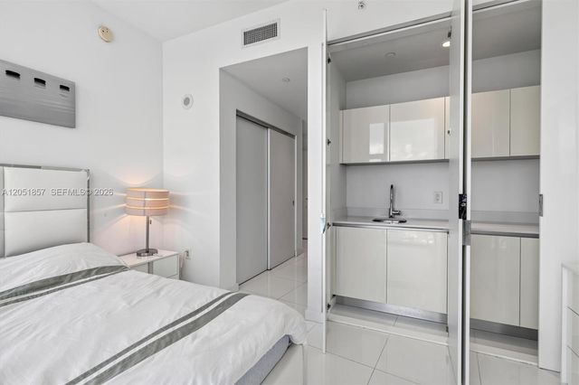 851 NE 1st Avenue 3611, Miami, FL 33132