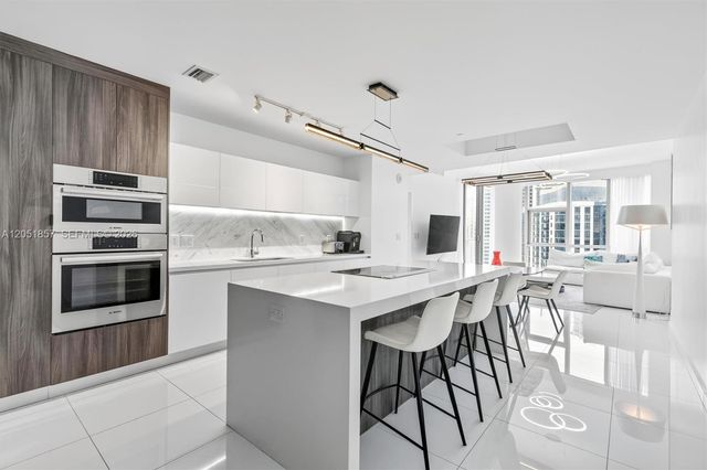 851 NE 1st Avenue 3611, Miami, FL 33132