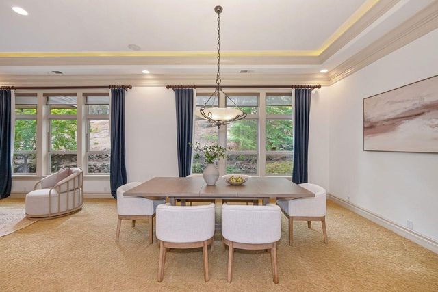 2322 Clubhouse Dr, Rocklin, CA 95765