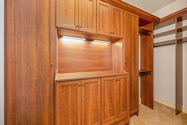 2322 Clubhouse Dr, Rocklin, CA 95765