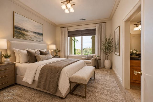 2322 Clubhouse Dr, Rocklin, CA 95765