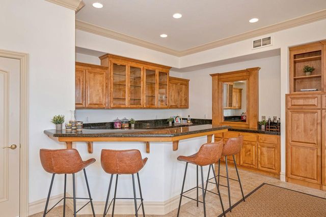 2322 Clubhouse Dr, Rocklin, CA 95765