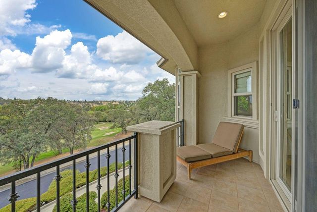 2322 Clubhouse Dr, Rocklin, CA 95765