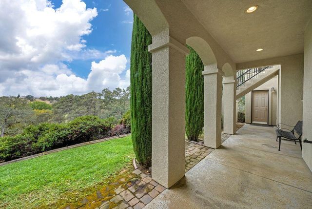 2322 Clubhouse Dr, Rocklin, CA 95765