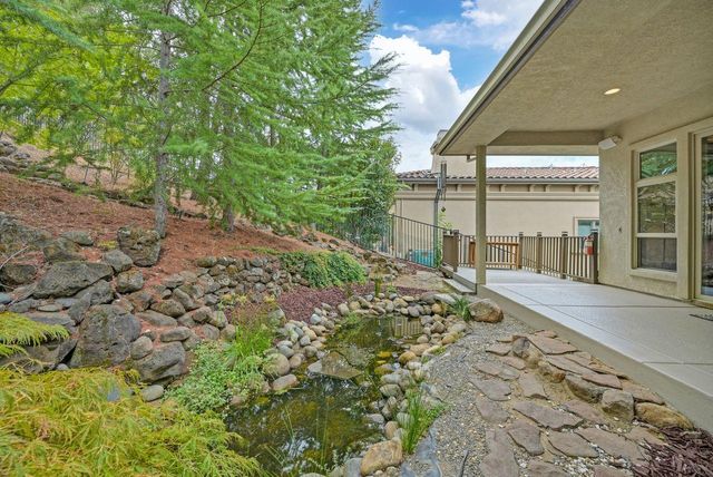 2322 Clubhouse Dr, Rocklin, CA 95765