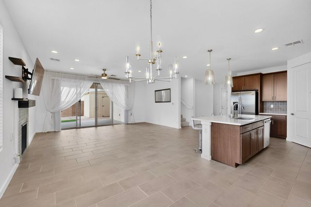 1805 Sunset Street SE, Albuquerque, NM 87123