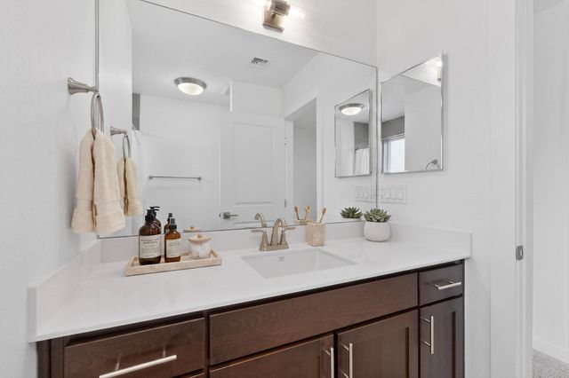 1805 Sunset Street SE, Albuquerque, NM 87123
