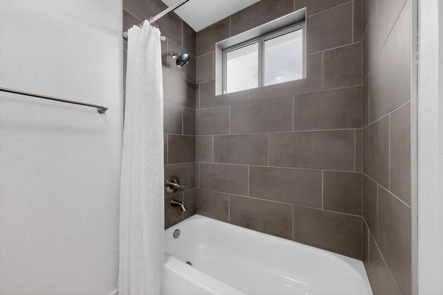1805 Sunset Street SE, Albuquerque, NM 87123