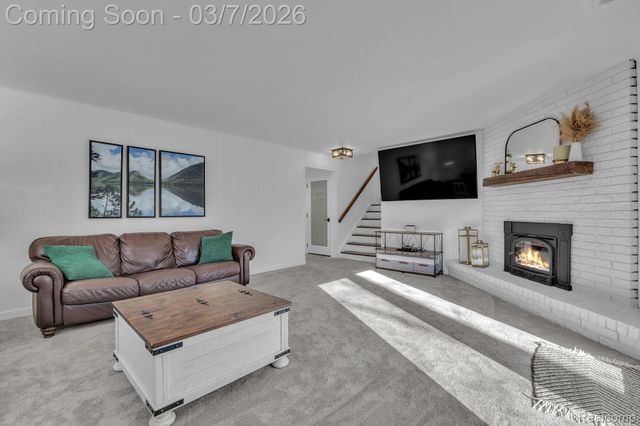 16302 Alpine Drive, Livonia, MI 48154