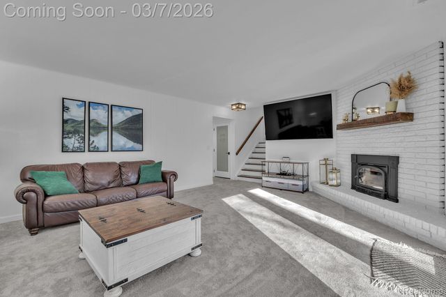 16302 Alpine Drive, Livonia, MI 48154