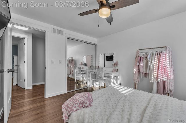 16302 Alpine Drive, Livonia, MI 48154