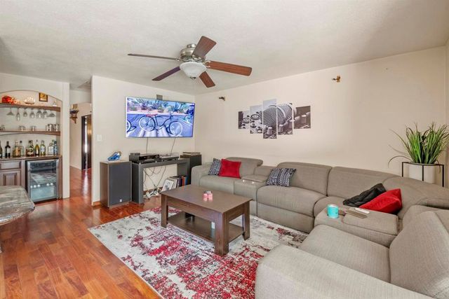 9715 Kenesaw Court, Santee, CA 92071