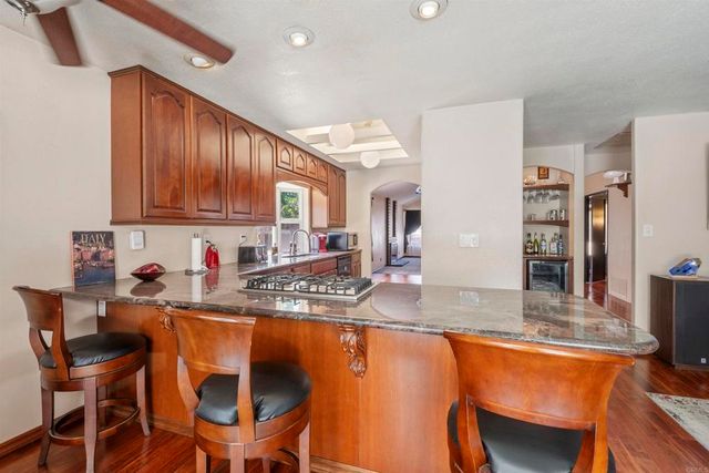 9715 Kenesaw Court, Santee, CA 92071
