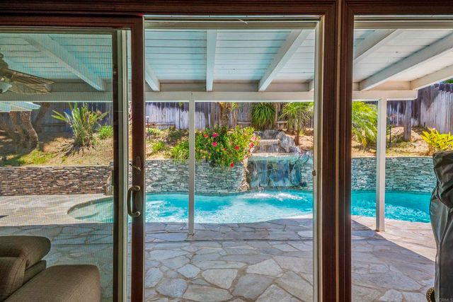 9715 Kenesaw Court, Santee, CA 92071