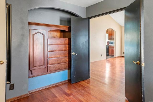 9715 Kenesaw Court, Santee, CA 92071