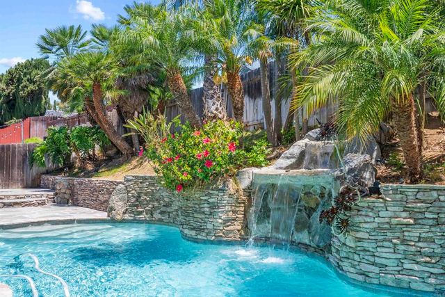 9715 Kenesaw Court, Santee, CA 92071