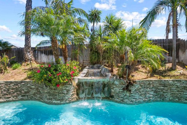 9715 Kenesaw Court, Santee, CA 92071
