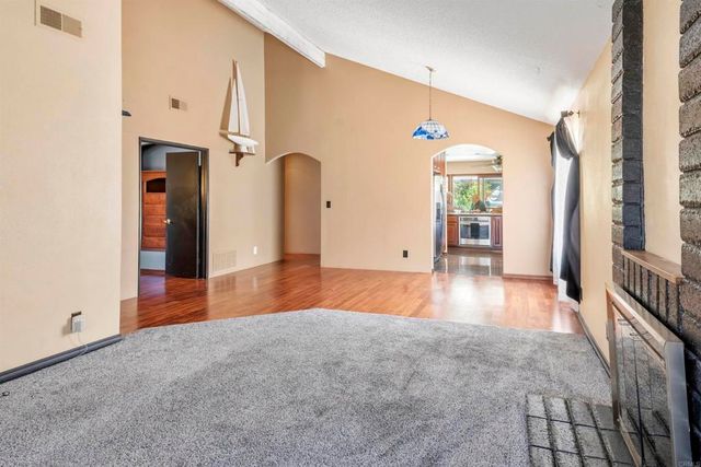 9715 Kenesaw Court, Santee, CA 92071