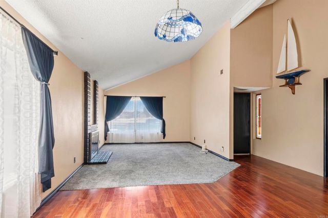 9715 Kenesaw Court, Santee, CA 92071