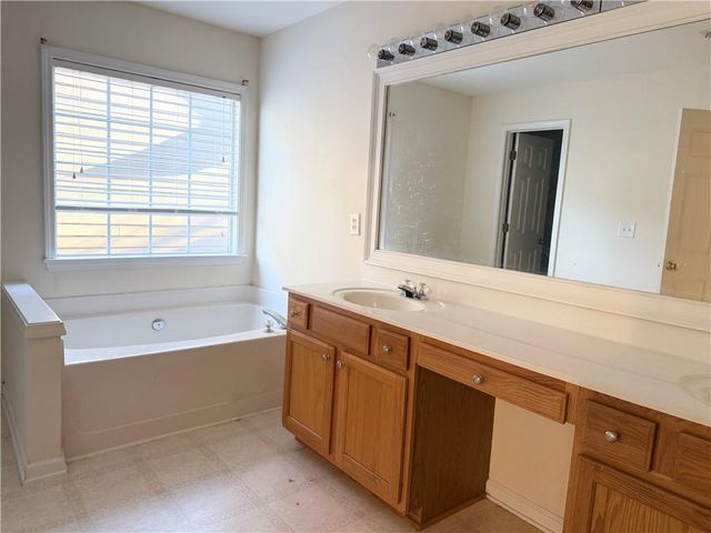 6460 Whirlaway Drive, Cumming, GA 30040