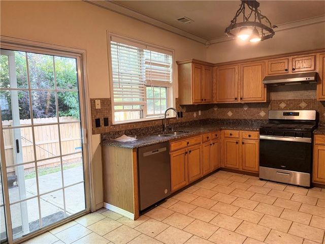 6460 Whirlaway Drive, Cumming, GA 30040