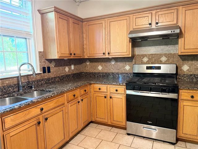 6460 Whirlaway Drive, Cumming, GA 30040