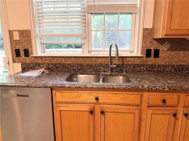 6460 Whirlaway Drive, Cumming, GA 30040