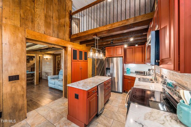 110 North River Lane, Butler, TN 37640