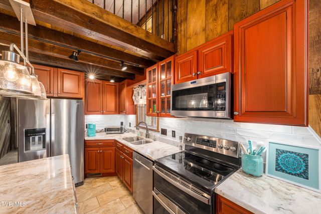 110 North River Lane, Butler, TN 37640